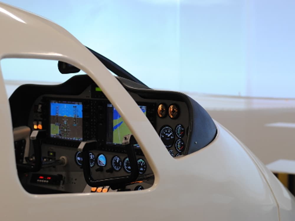 Tecnam Multi Engine Simulator